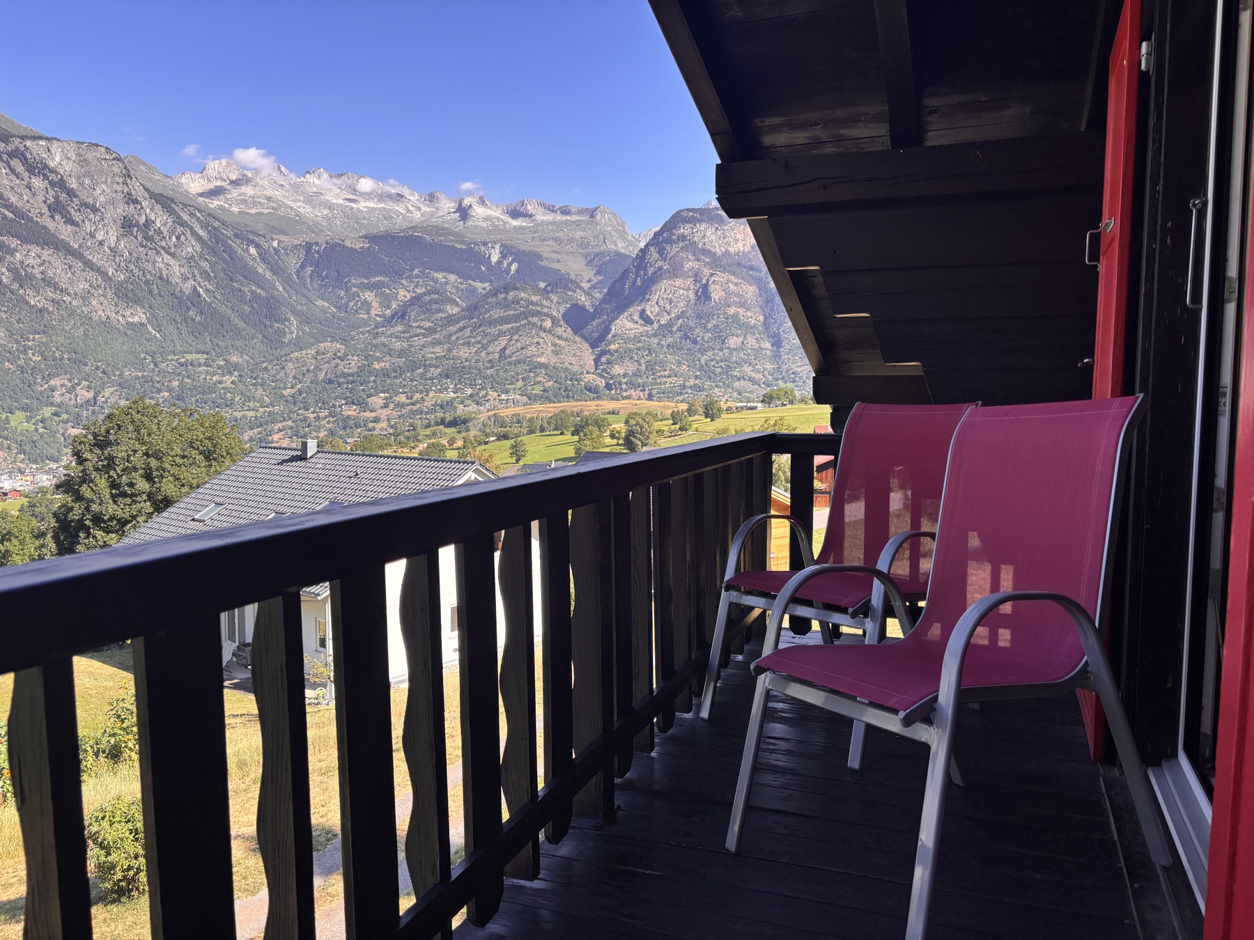 The apartment on the top floor of Chalet Blue Spoon