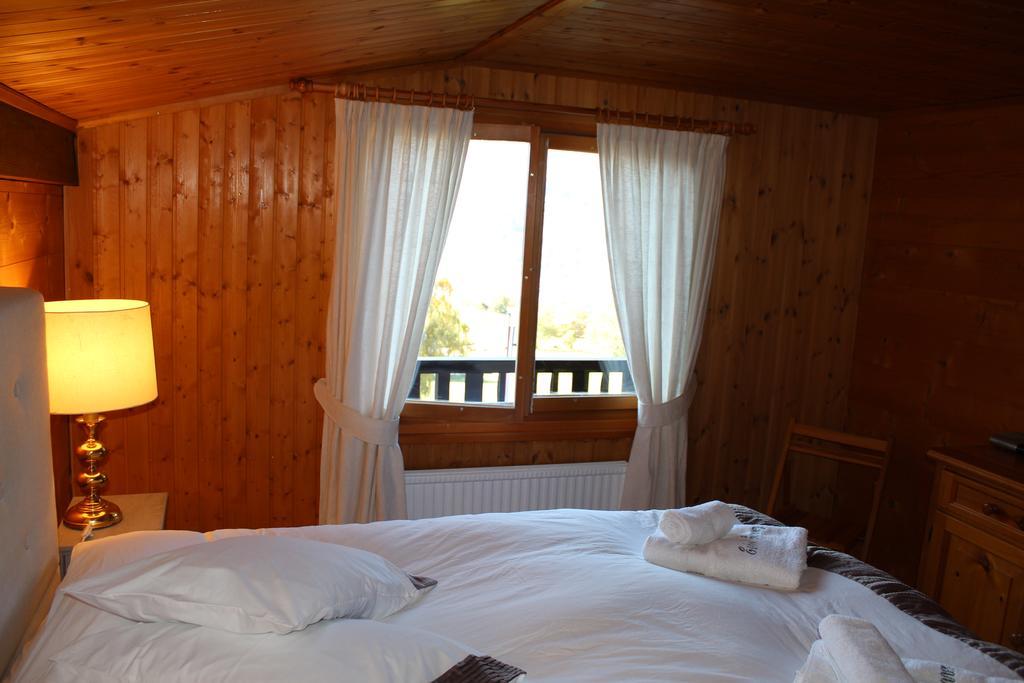 Chalet Blue Spoon — photo 8